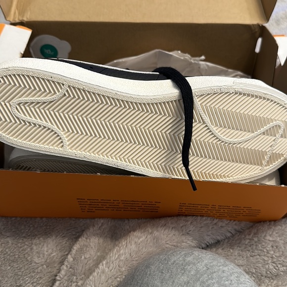 Nike Blazer Mid ‘77 Vintage Black and White Size 9.5 - Picture 6 of 7